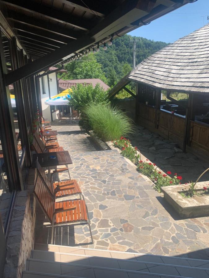 No Comment Rustic Curtea de Argeş Εξωτερικό φωτογραφία